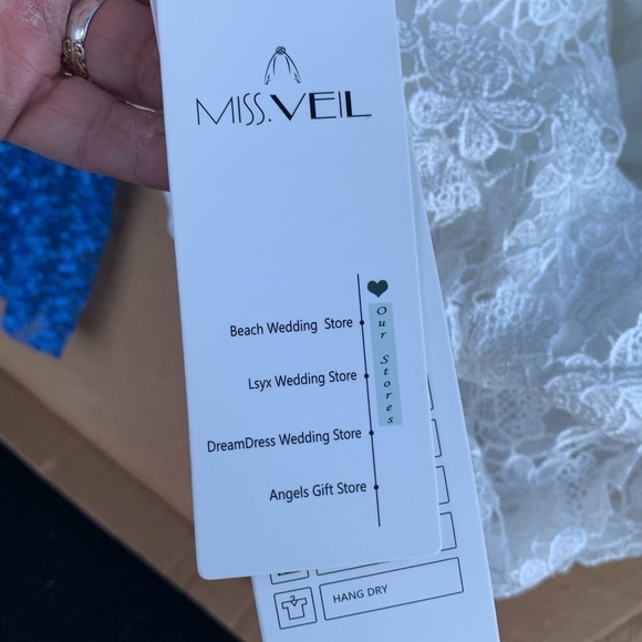 MISS.VEIL LACE HIGH NECK HIGH LOW WEDDING DRESS NEW WITH TAGS - Picture 12 of 14